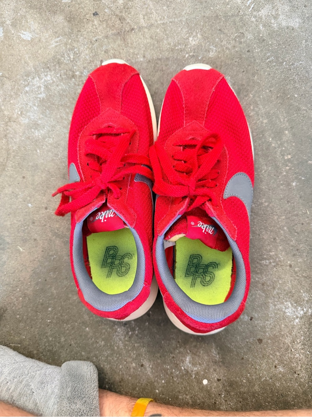 Nike Kids Red and Gray Low-Top Sneakers